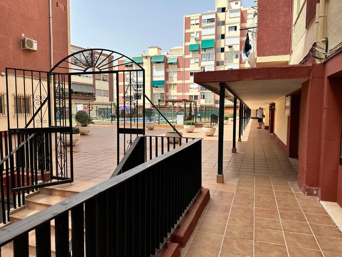 Love Home - Recien Reformado, Piscina, Playa A 10 Minutos, Centro A 5 Minutos Torremolinos Ngoại thất bức ảnh